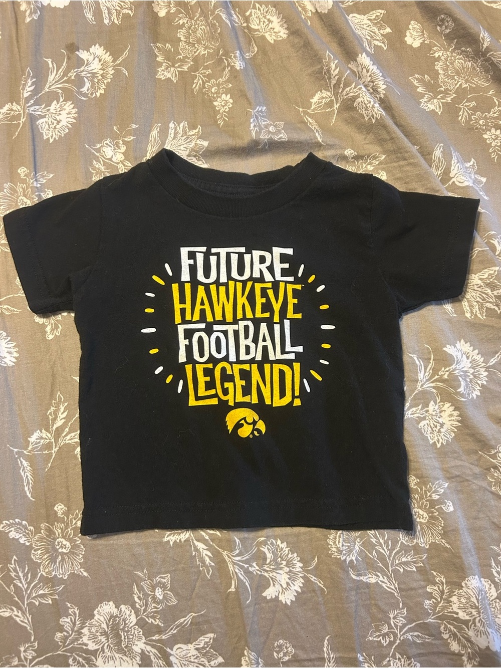 Future Hawkeye Football Legend Kids T‑Shirt Black & Yellow No Size (3T) See Pics